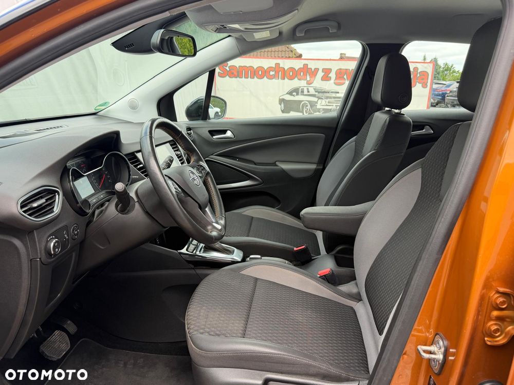 Opel Crossland X 1.2 T Design Line S&S - 18