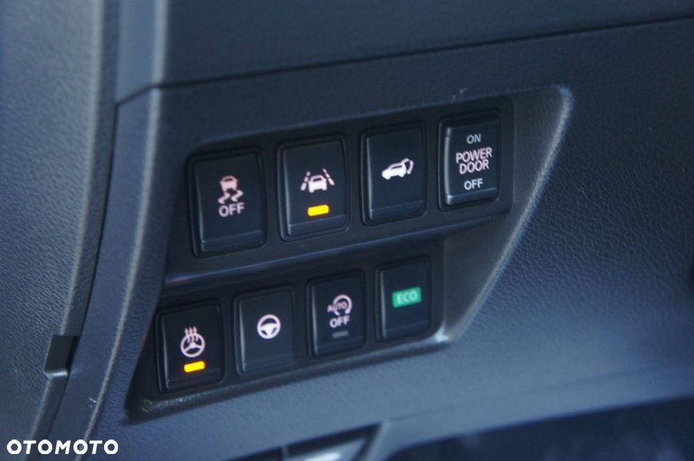 Nissan X-Trail - 13