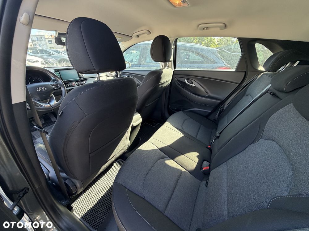 Hyundai i30 1.0 T-GDI Comfort DCT - 16