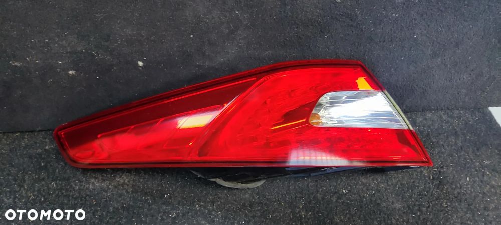 KIA OPTIMA III 3 LAMPA TYLNA LEWY TYŁ 92401-2T0 EUROPA - 1