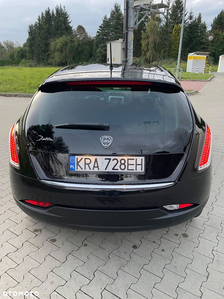 Lancia Delta 1.6 MJ Silver - 6