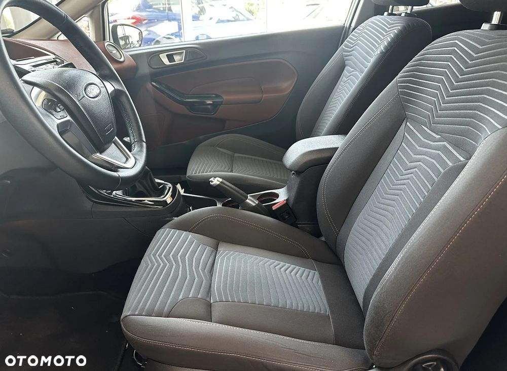 Ford Fiesta 1.0 EcoBoost Titanium X - 20