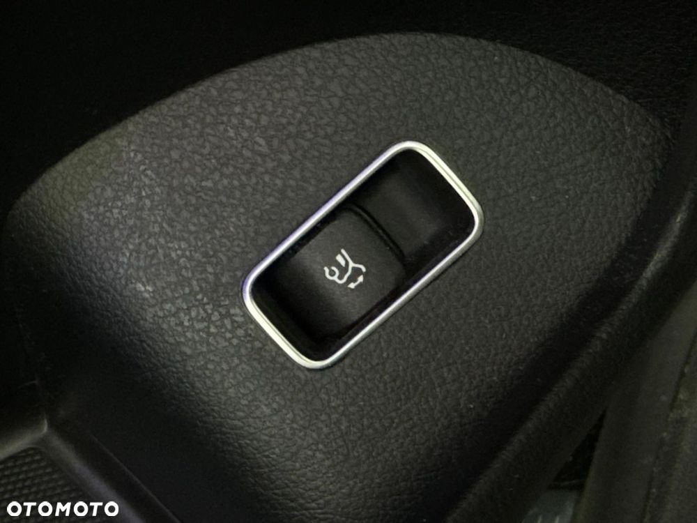 Mercedes-Benz GLE - 19