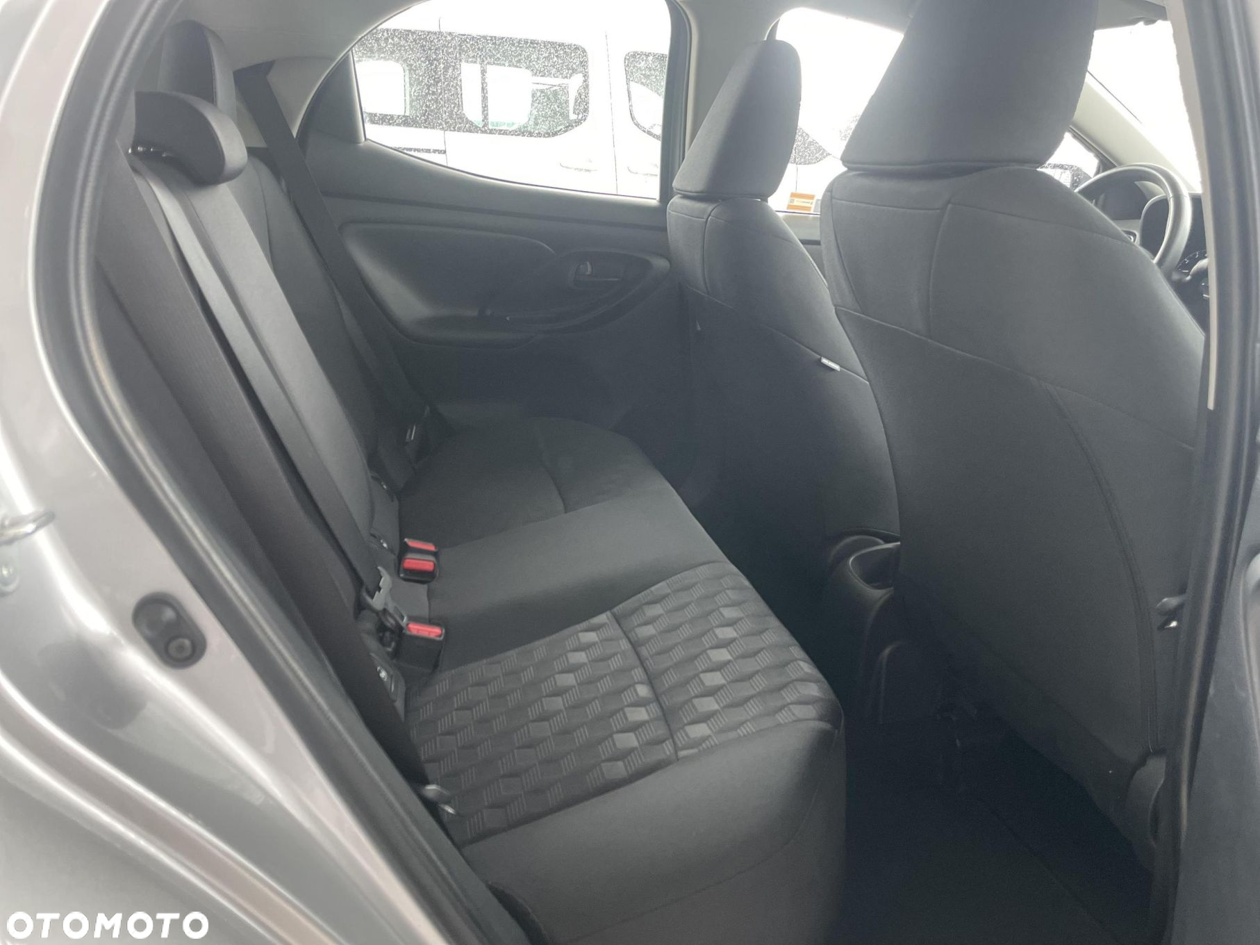 Toyota Yaris 1.5 Comfort - 10