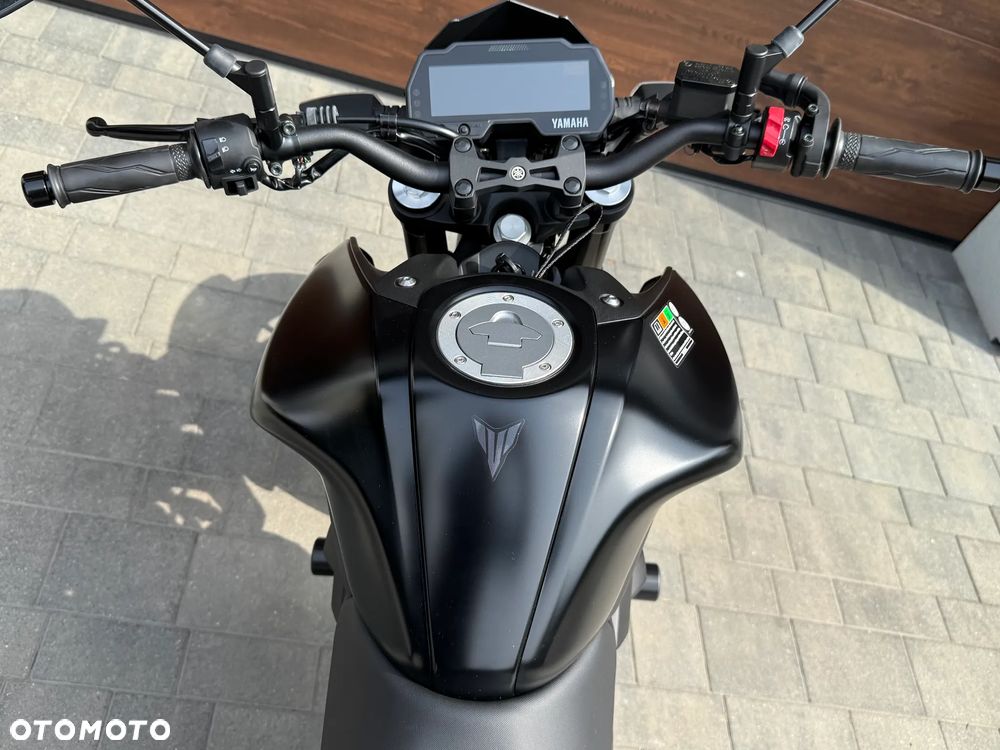 Yamaha MT - 11