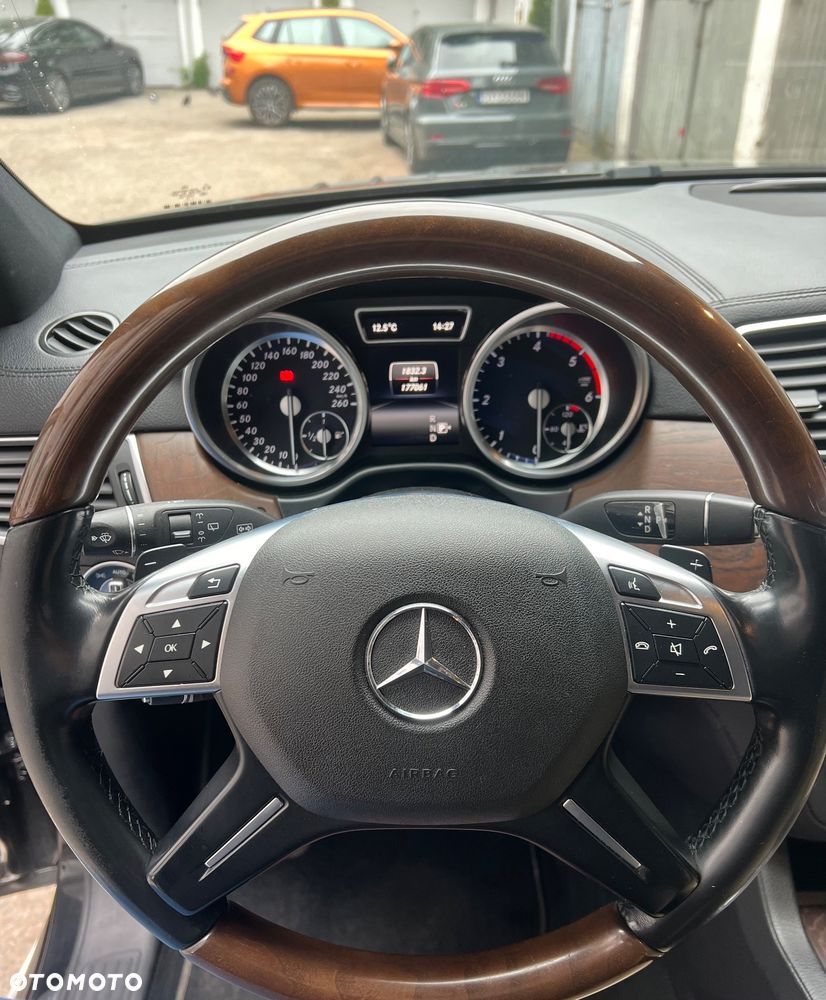 Mercedes-Benz GL 350 BlueTEC 4Matic 7G-TRONIC - 15