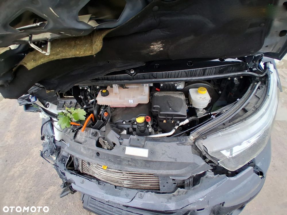 Iveco Daily 35s18 7 osobowy L4H3 - 7