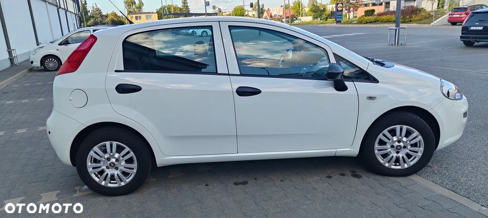 Fiat Punto Evo 1.4 8V Estiva Blue&Me - 19