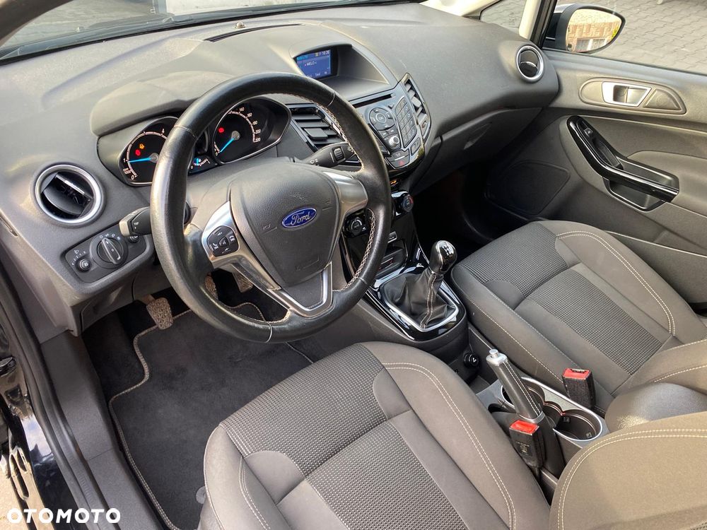 Ford Fiesta 1.5 TDCi Titanium - 22
