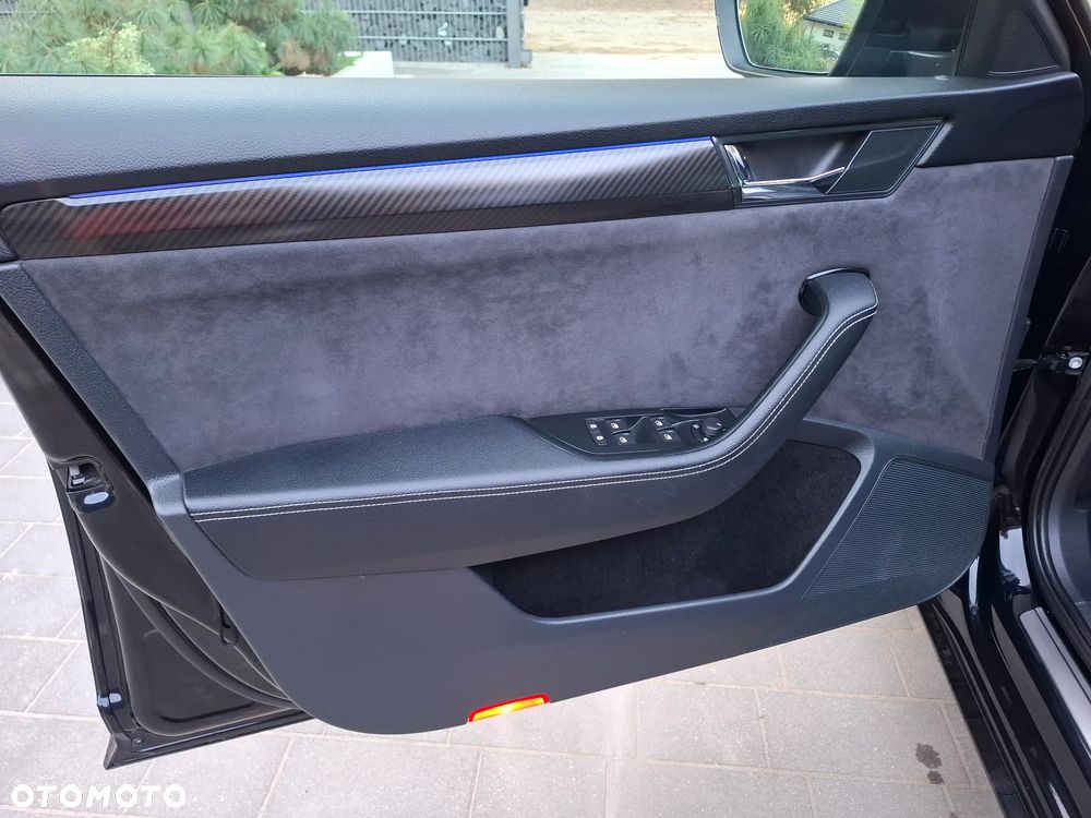 Skoda Superb 2.0 TSI 4x4 Sportline DSG - 36