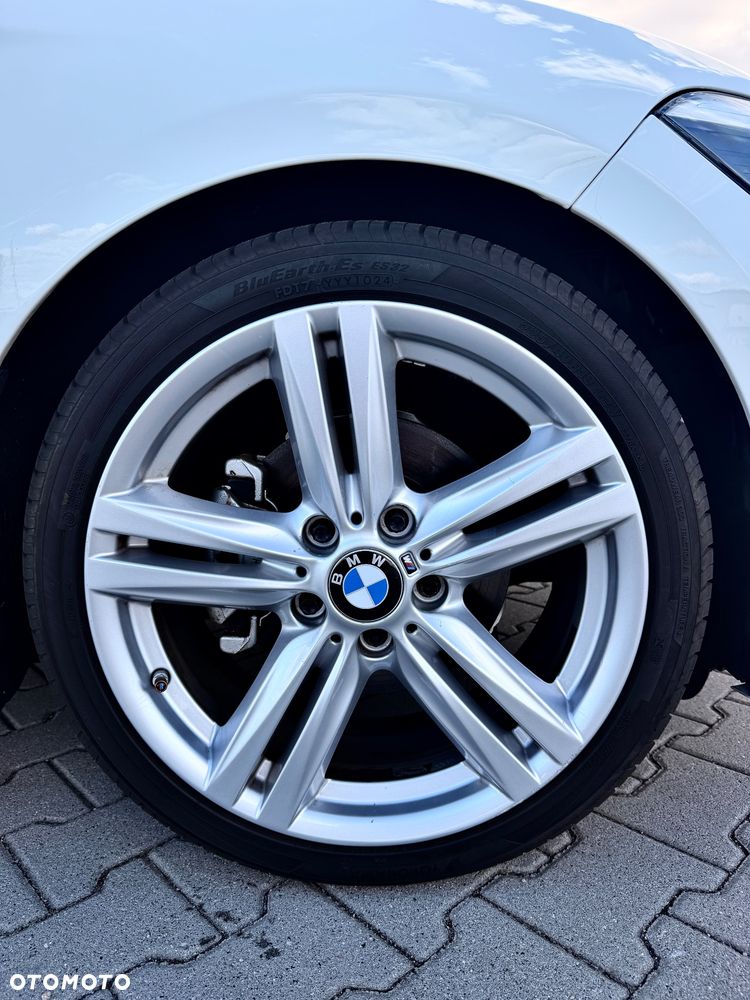 BMW Seria 1 120d Sport Line - 12