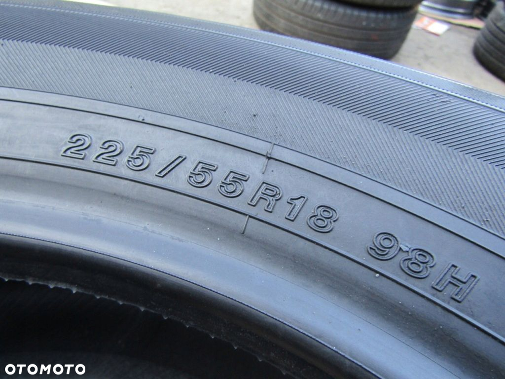 4x Opony 225/55 18 98H Yokohama / Letnie 7,5 mm - 17