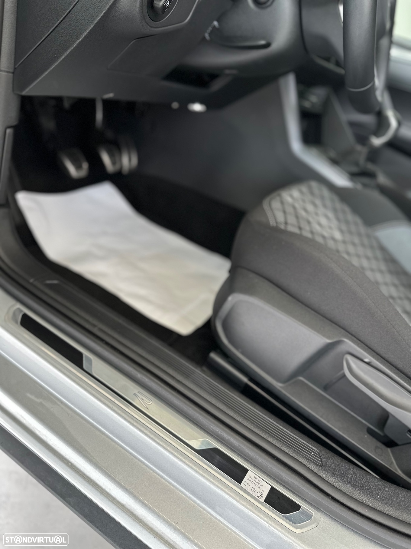 VW Polo 1.0 TSI R-Line - 14