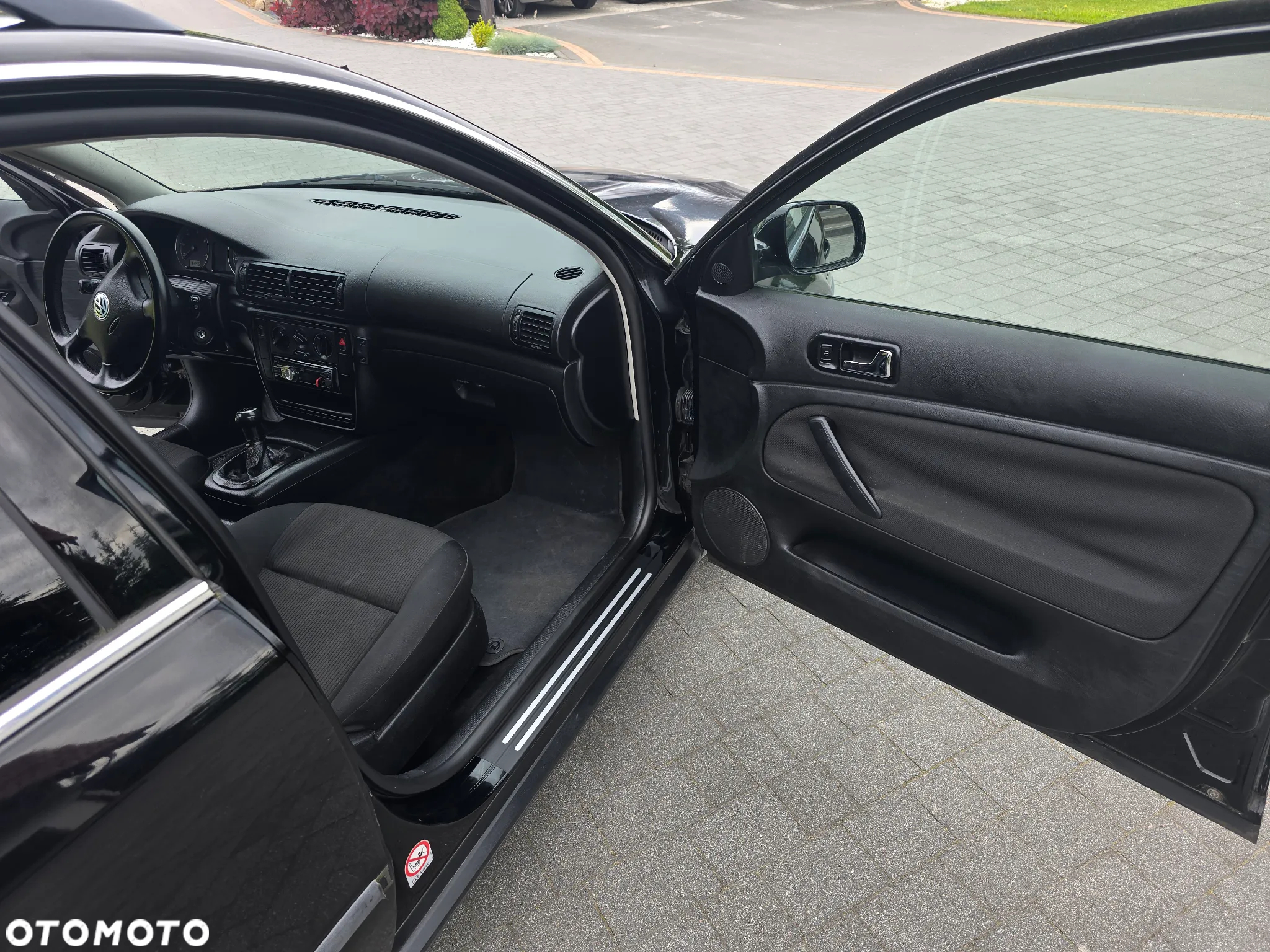 Volkswagen Passat - 19