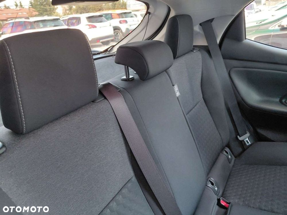 Toyota Yaris - 18