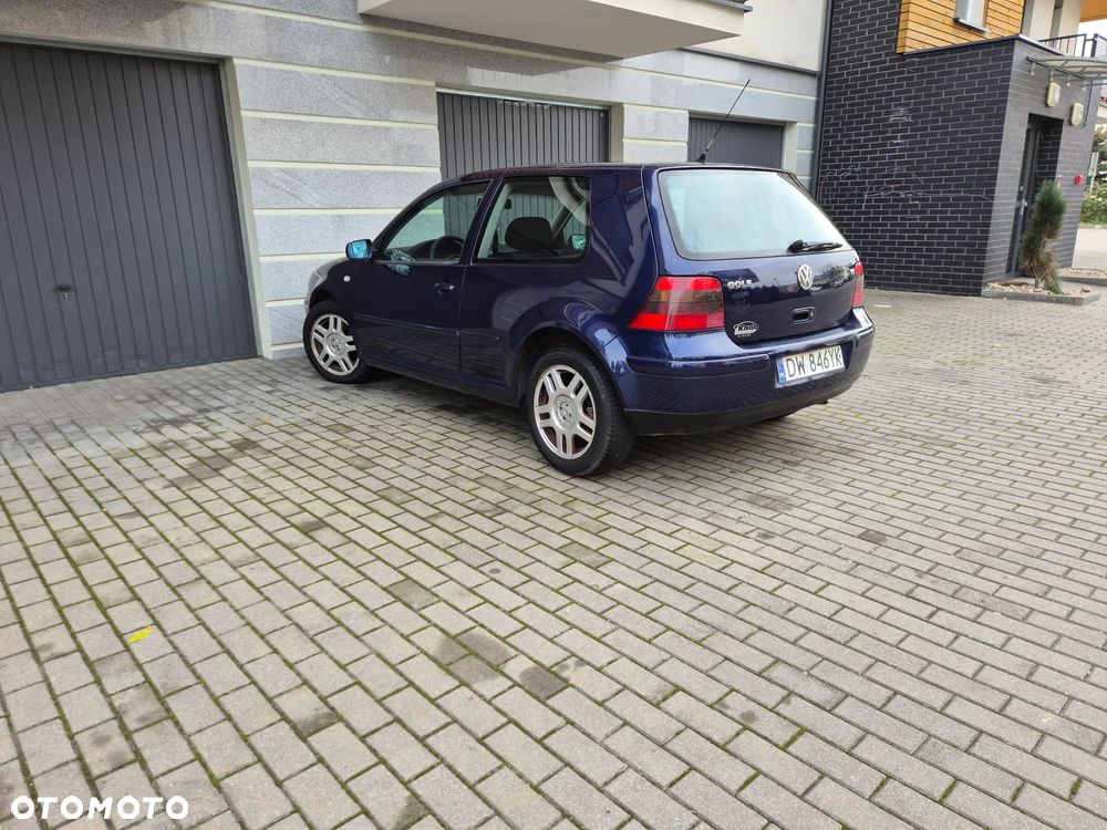 Volkswagen Golf IV 1.6 Basis - 4