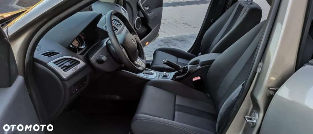 Renault Megane 2.0 140 CVT Dynamique - 6