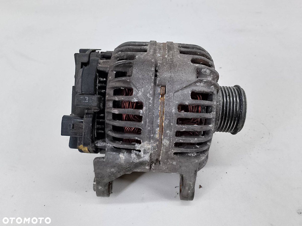 ALTERNATOR IVECO DAILY Tourus 24 504057813  0124525064 3.0 HPI - 1
