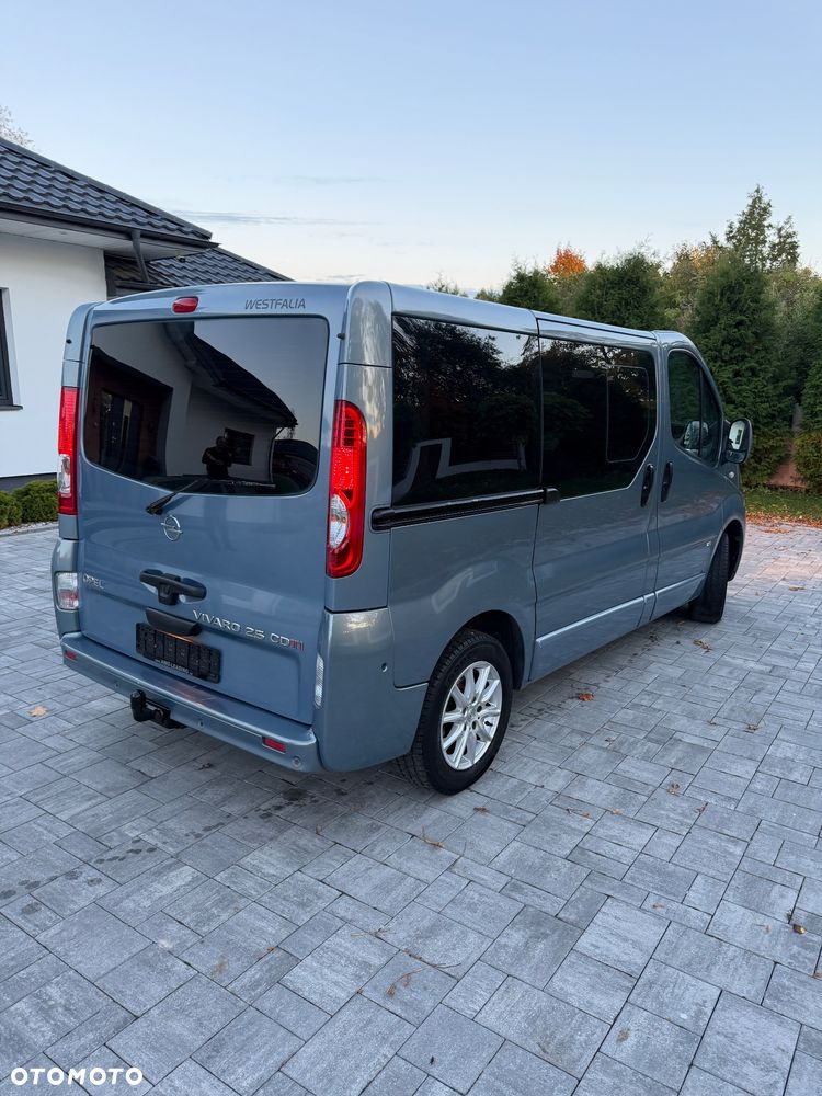 Opel Vivaro - 23