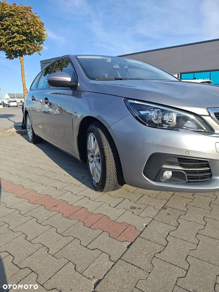 Peugeot 308 - 16