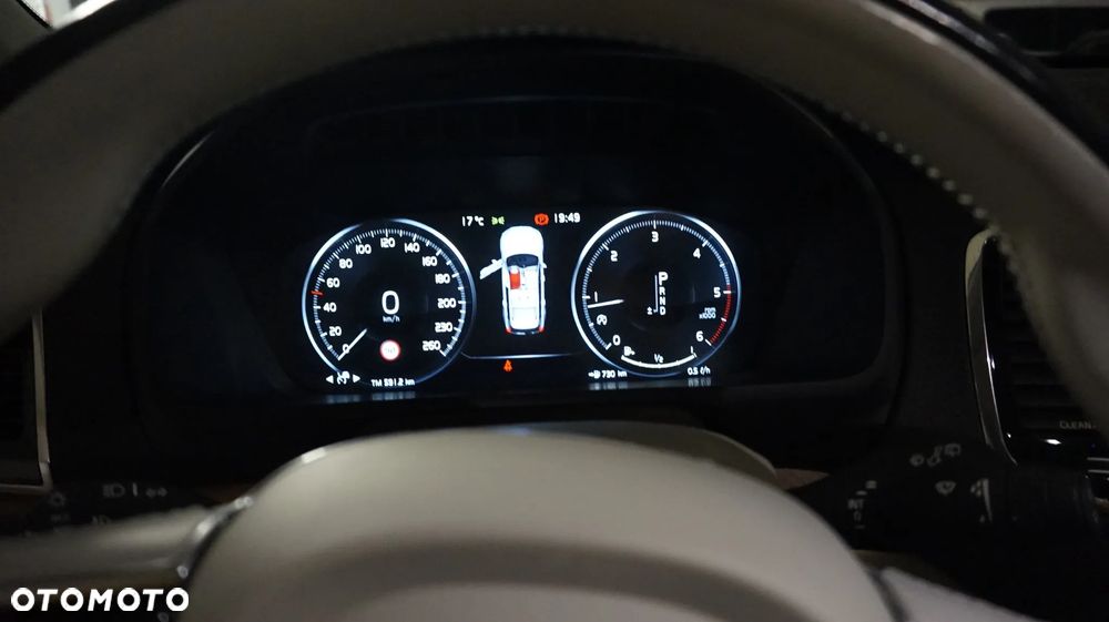 Volvo XC 90 D5 AWD Inscription - 25