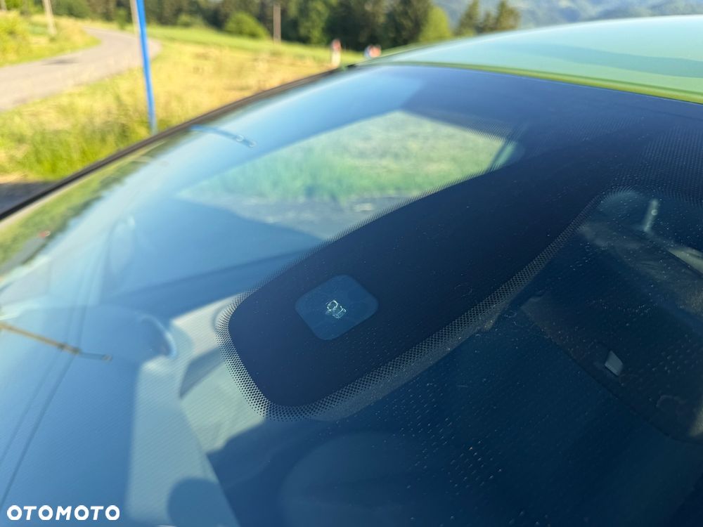 Ford Fiesta 1.3 Ghia - 8