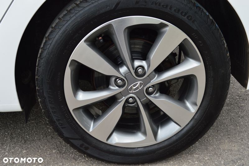 Hyundai i20 - 12