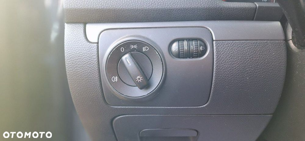 Volkswagen Jetta - 15