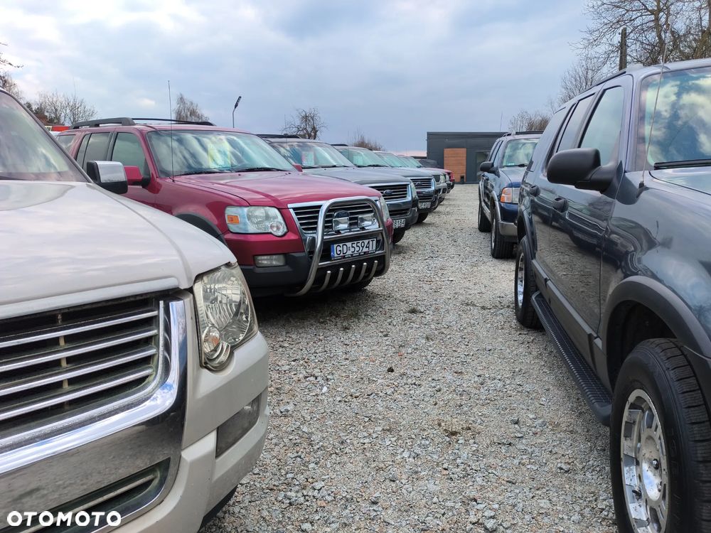 Ford Explorer 4.0 4WD - 24