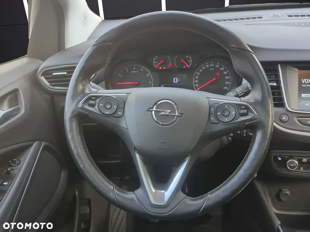 Opel Crossland X 1.2 T Enjoy S&S - 19