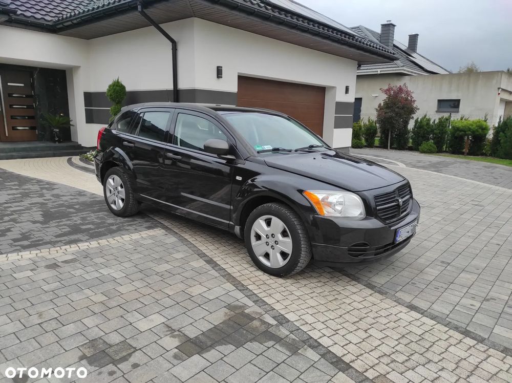 Dodge Caliber 1.8 SXT - 2