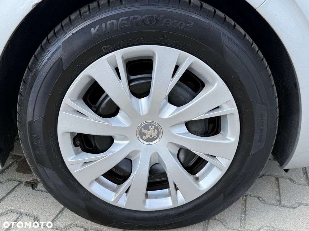 Peugeot 208 1.4 VTi Allure - 18