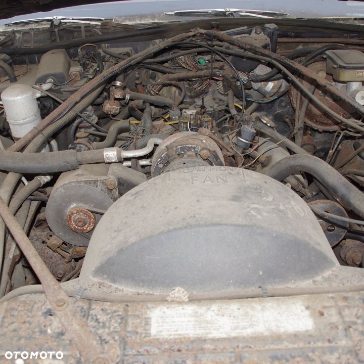 ZDERZAK PRZÓD CADILLAC DE VILLE 1983 COUPE - 5