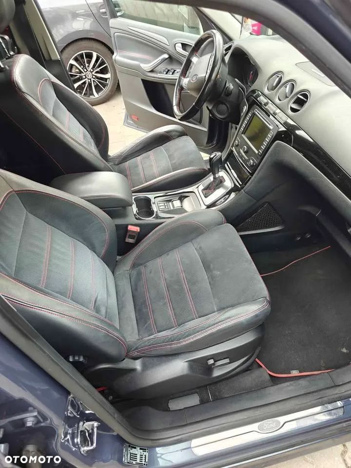 Ford S-Max 2.0 EcoBoost Titanium - 11