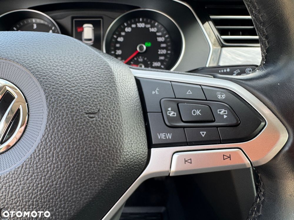 Volkswagen Passat 2.0 TDI SCR DSG Elegance - 24