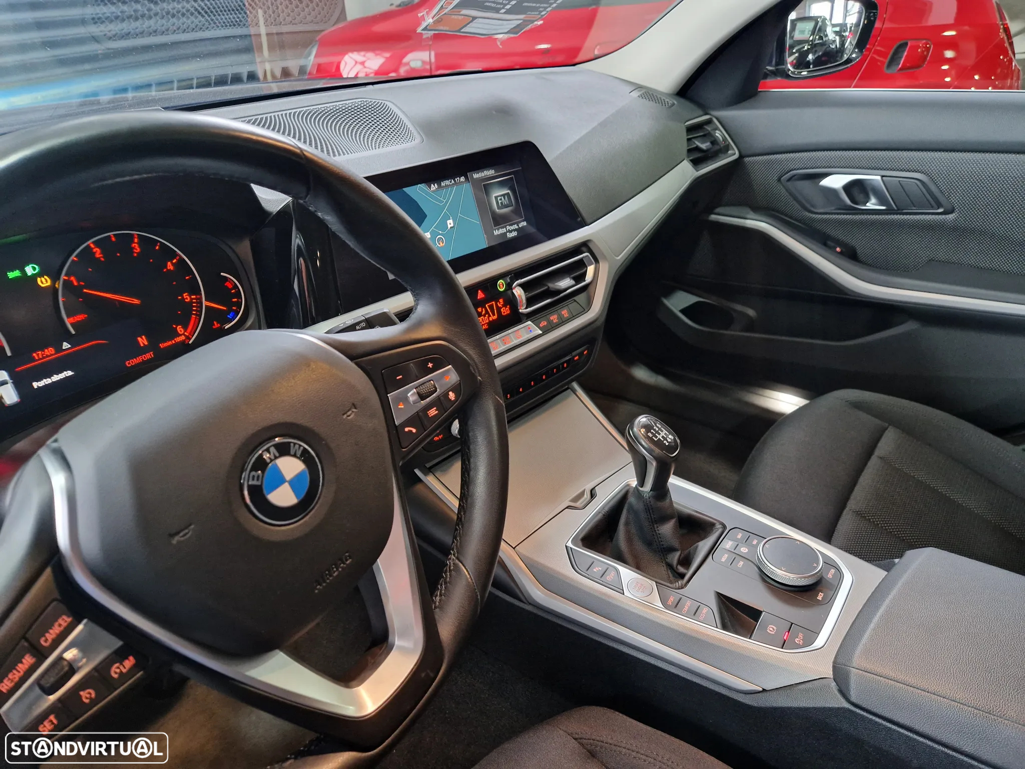 BMW 318 d Touring Sport Line - 18