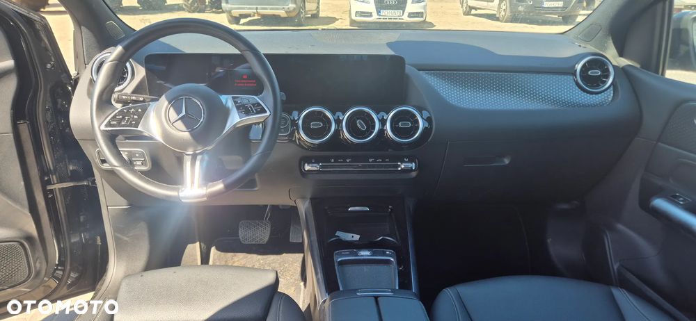 Mercedes-Benz Klasa B 180 d Style 8G-DCT - 21