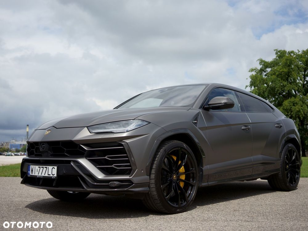 Lamborghini Urus - 35