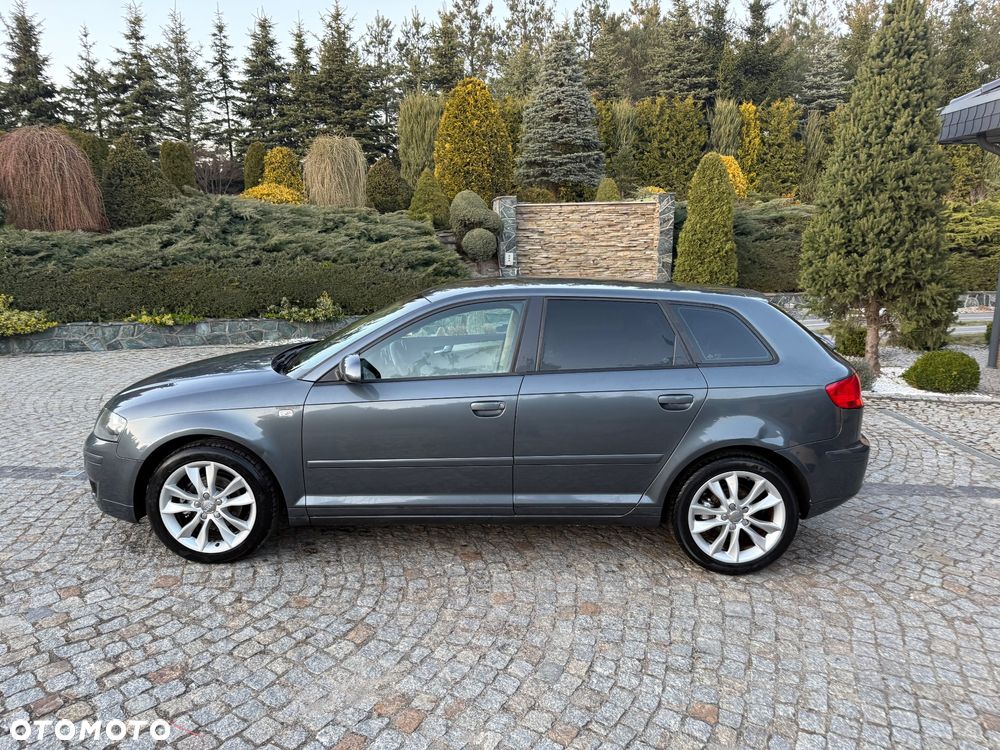 Audi A3 Sportback 1.6 Ambiente - 10