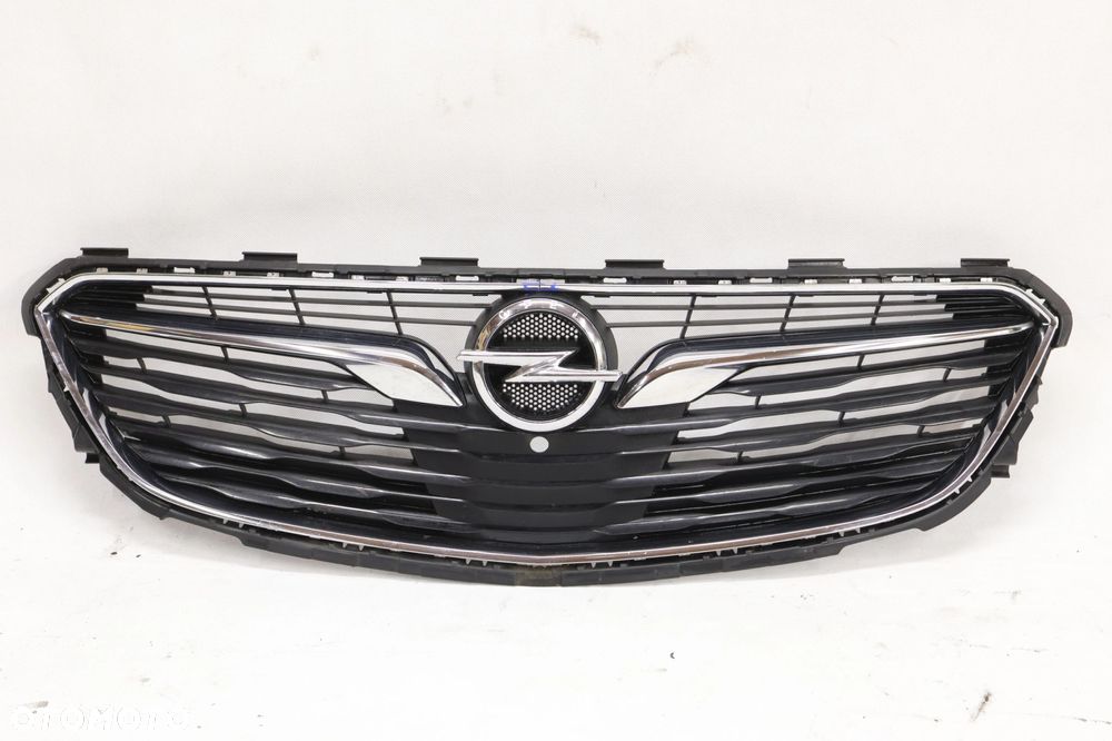 Opel Insignia B grill 13491199
