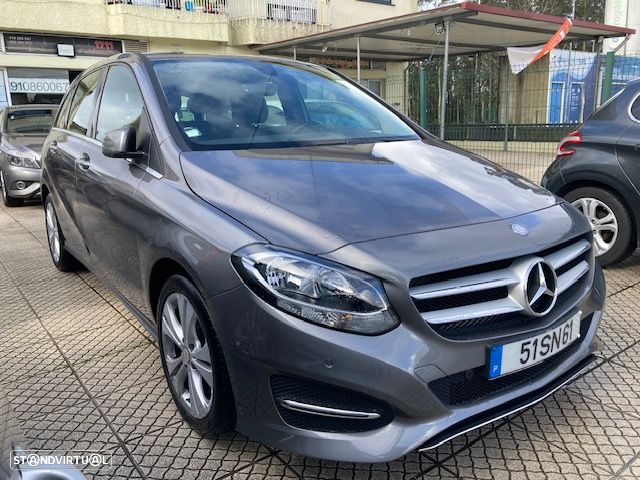 Mercedes-Benz B 180 - 20