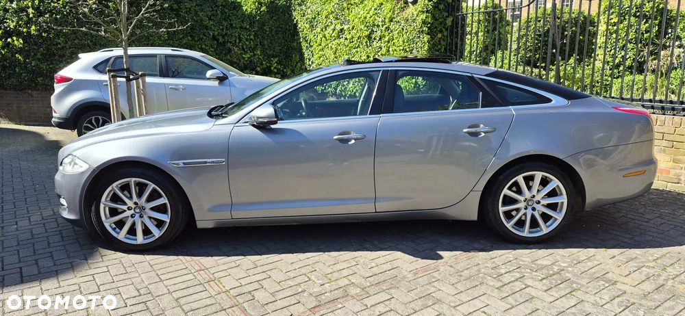 Jaguar XJ 3.0 V6 S Luxury - 10