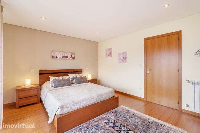 Moradia T6 - Amares - Grande imagem: 2/10