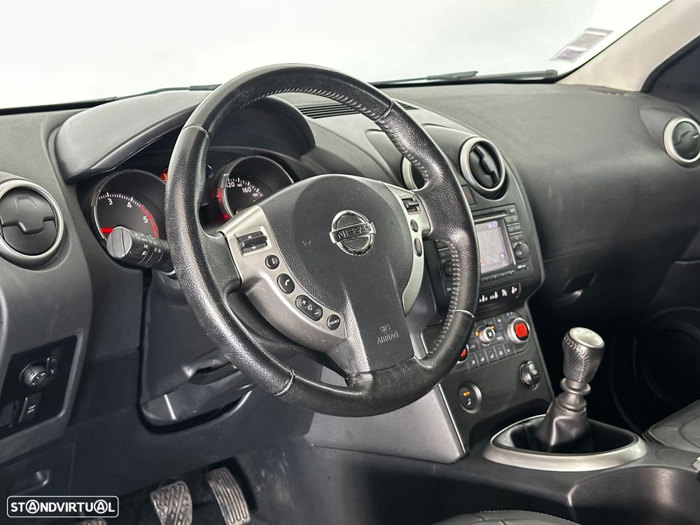 Nissan Qashqai 1.5 dCi Tekna Premium 18 - 15
