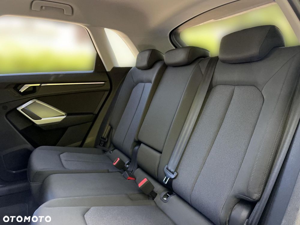 Audi Q3 35 TFSI Advanced S tronic - 17