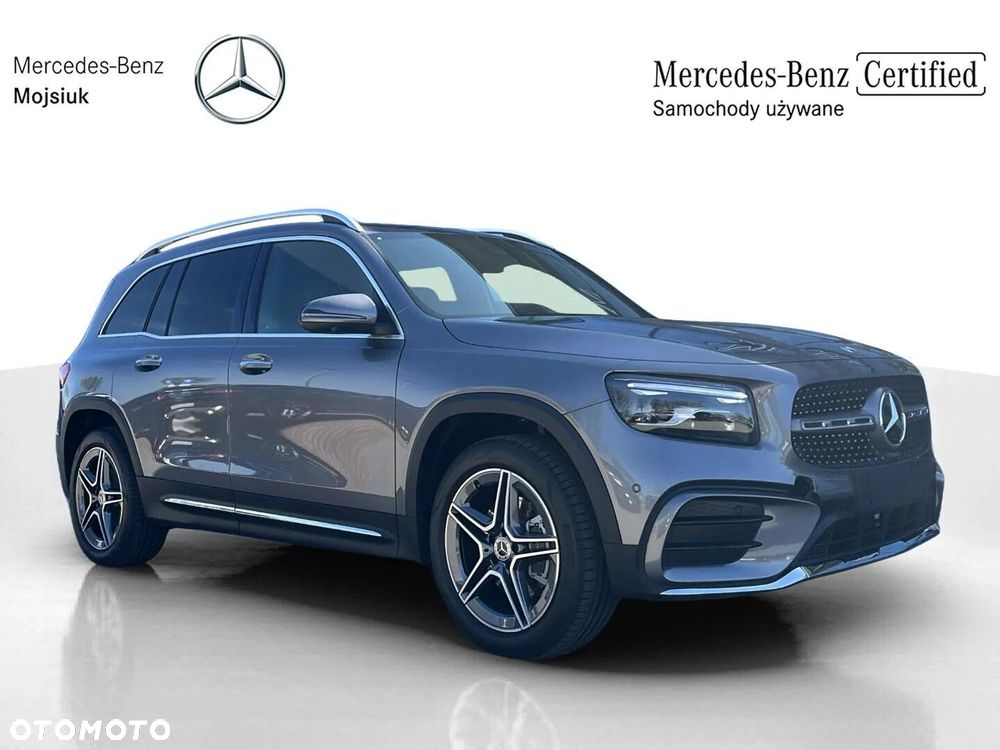 Mercedes-Benz GLB - 1