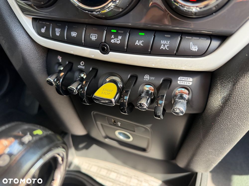 MINI Countryman Cooper S E ALL4 - 37