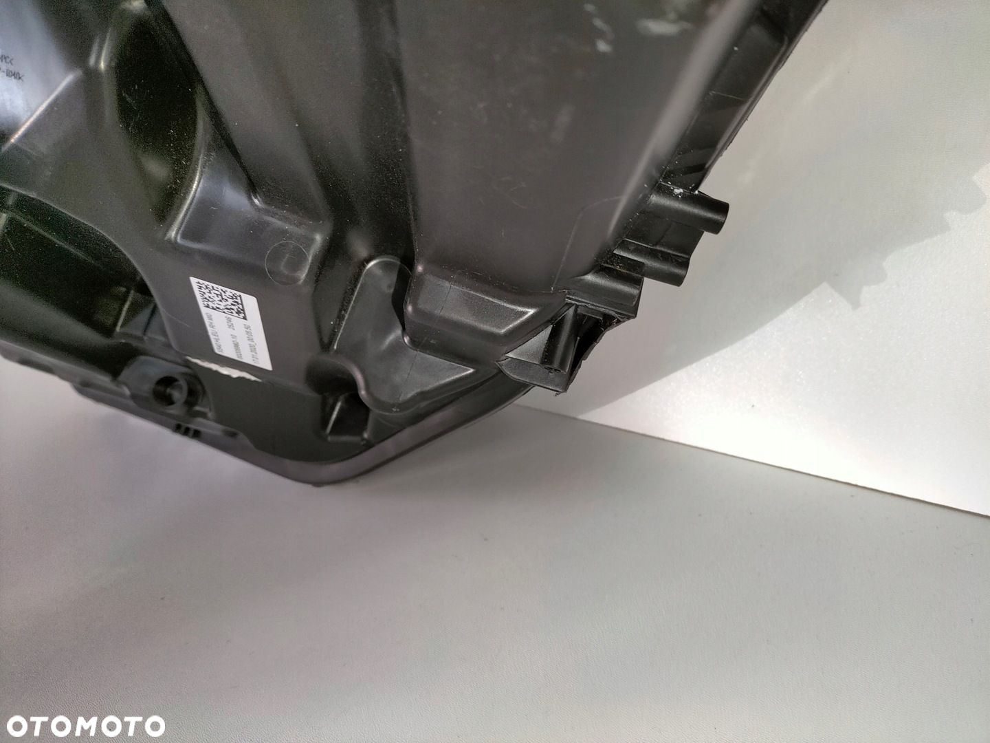 Lampa przednia prawa JAGUAR E-PACE X540 17- - 7
