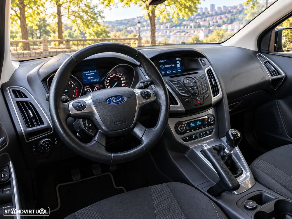 Ford Focus - 6