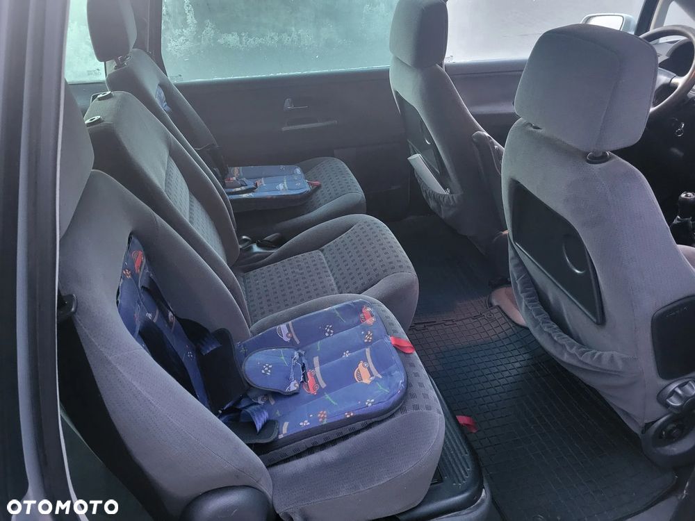 Volkswagen Sharan 1.9 TDI Comfortline - 4